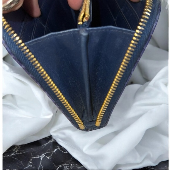 Miu Miu Croc Embossed Leather Zip Around Continental Wallet with COA - Picture 13 of 13